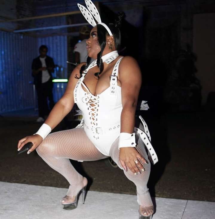 Lizzo type rapper Mony pop #mV7n3aJi