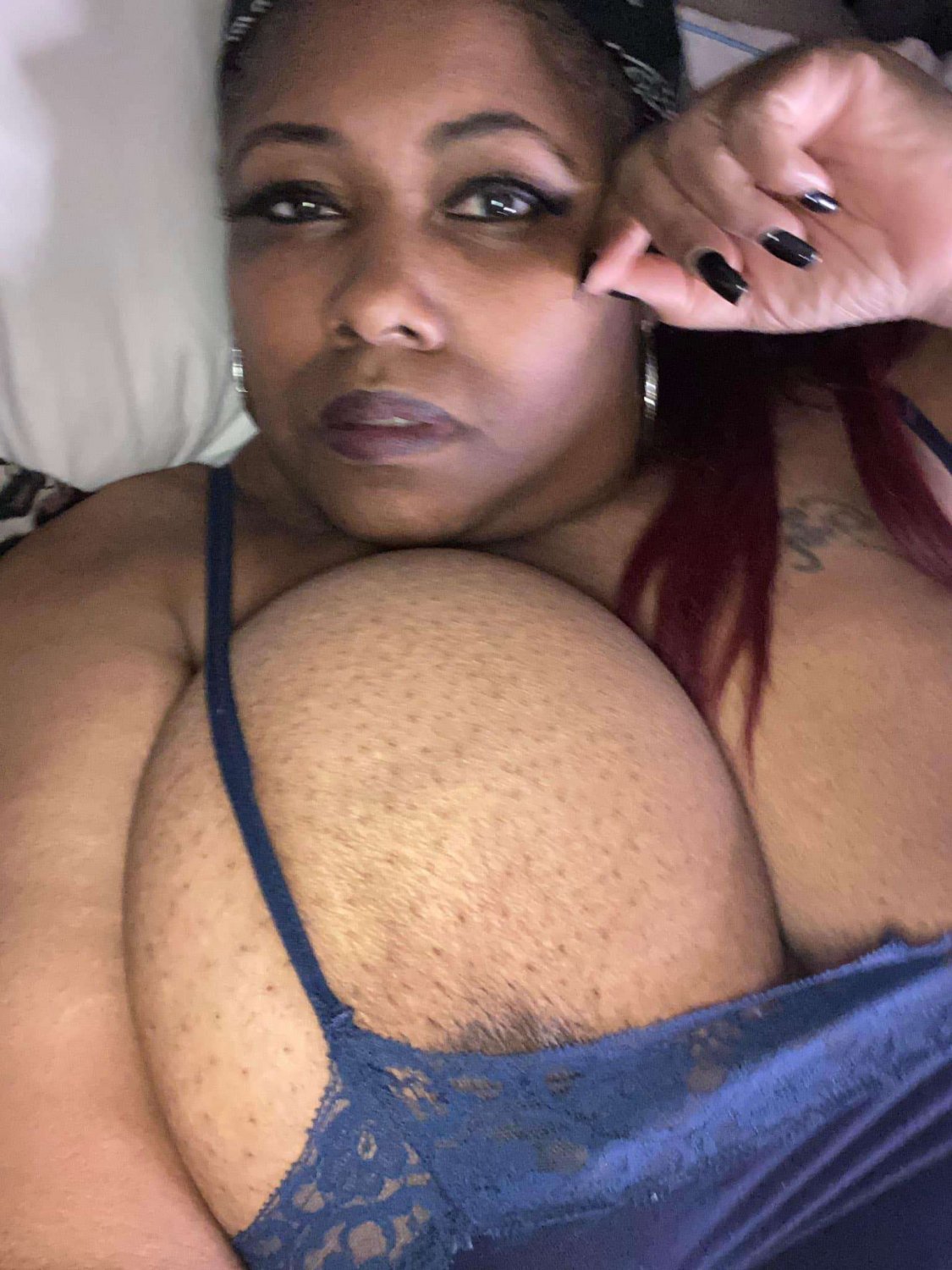 No bra #DeYs47F5