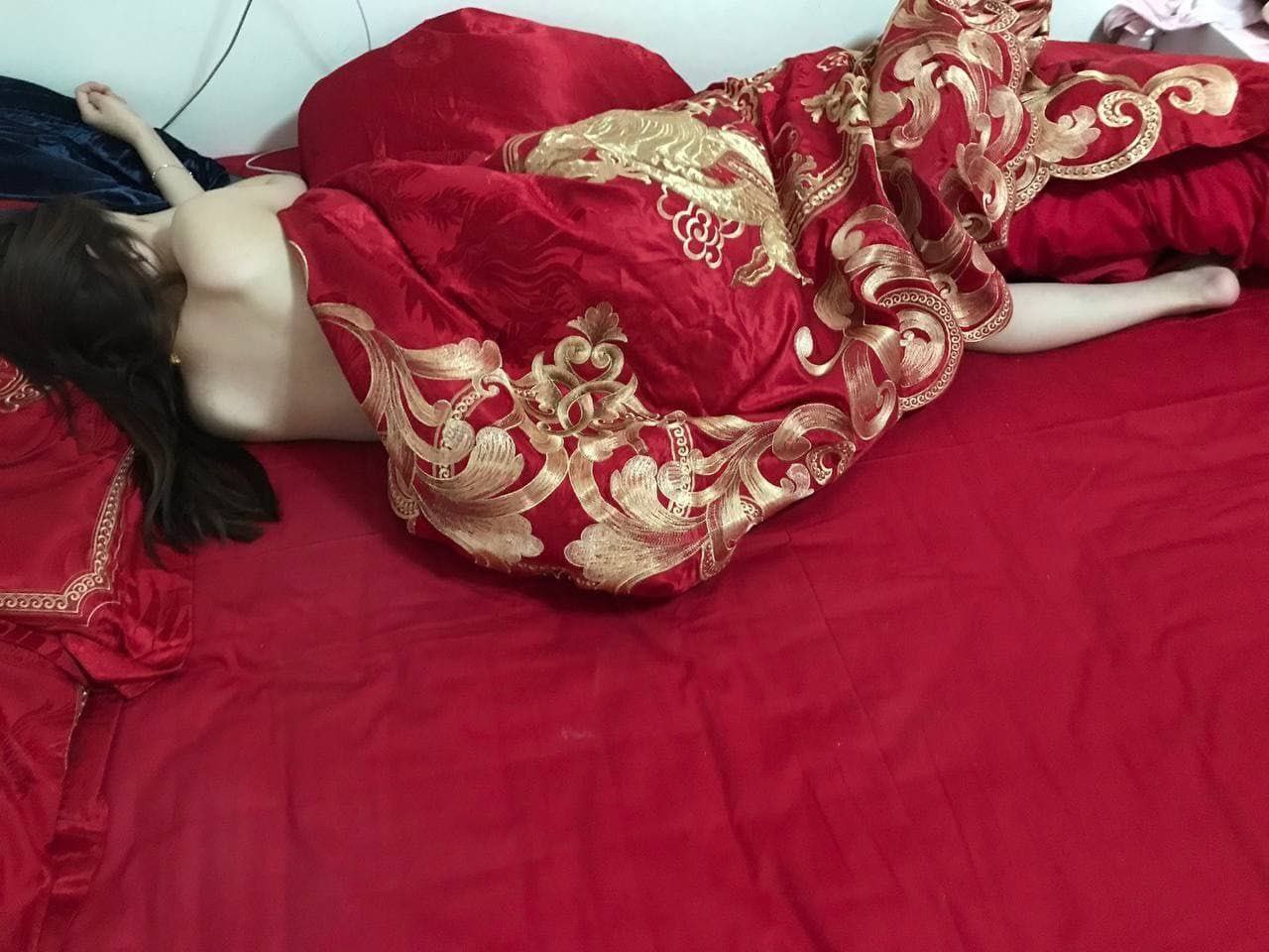 Slut #k7xG2XyU