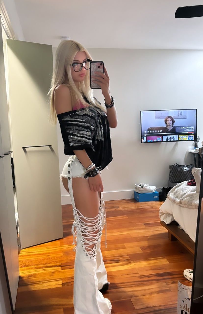 big titty white girl #HOxlThzk