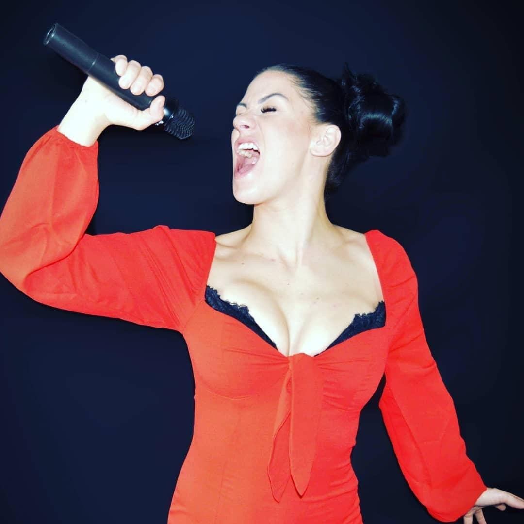 Female rapper Taddy #Q7gesi5O