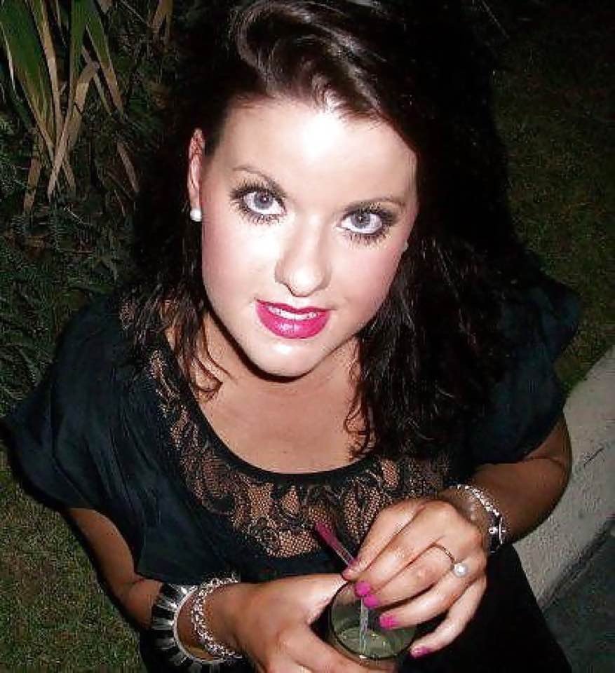 Sammy the UK Slut #9AW5mWMO