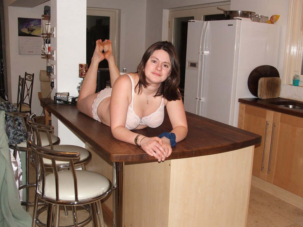 Uk wife poses for hubby, Christine #oHR5i8vg