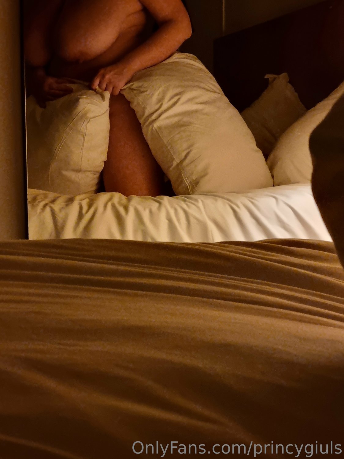 Mega huge tits on this beautiful girl - Ԁɹᴉuɔʎפᴉnls #31bINRkg