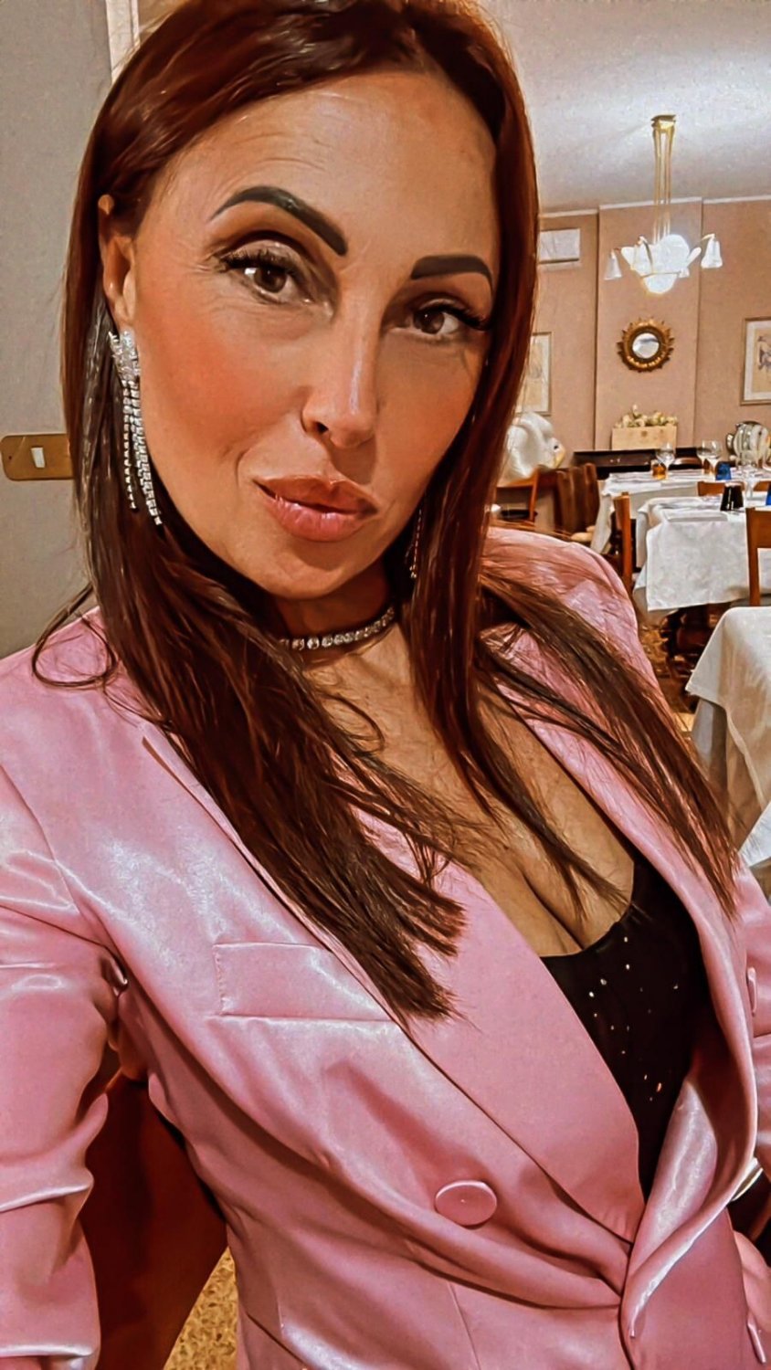 Mature stepmom 50y #6iJuD4YE