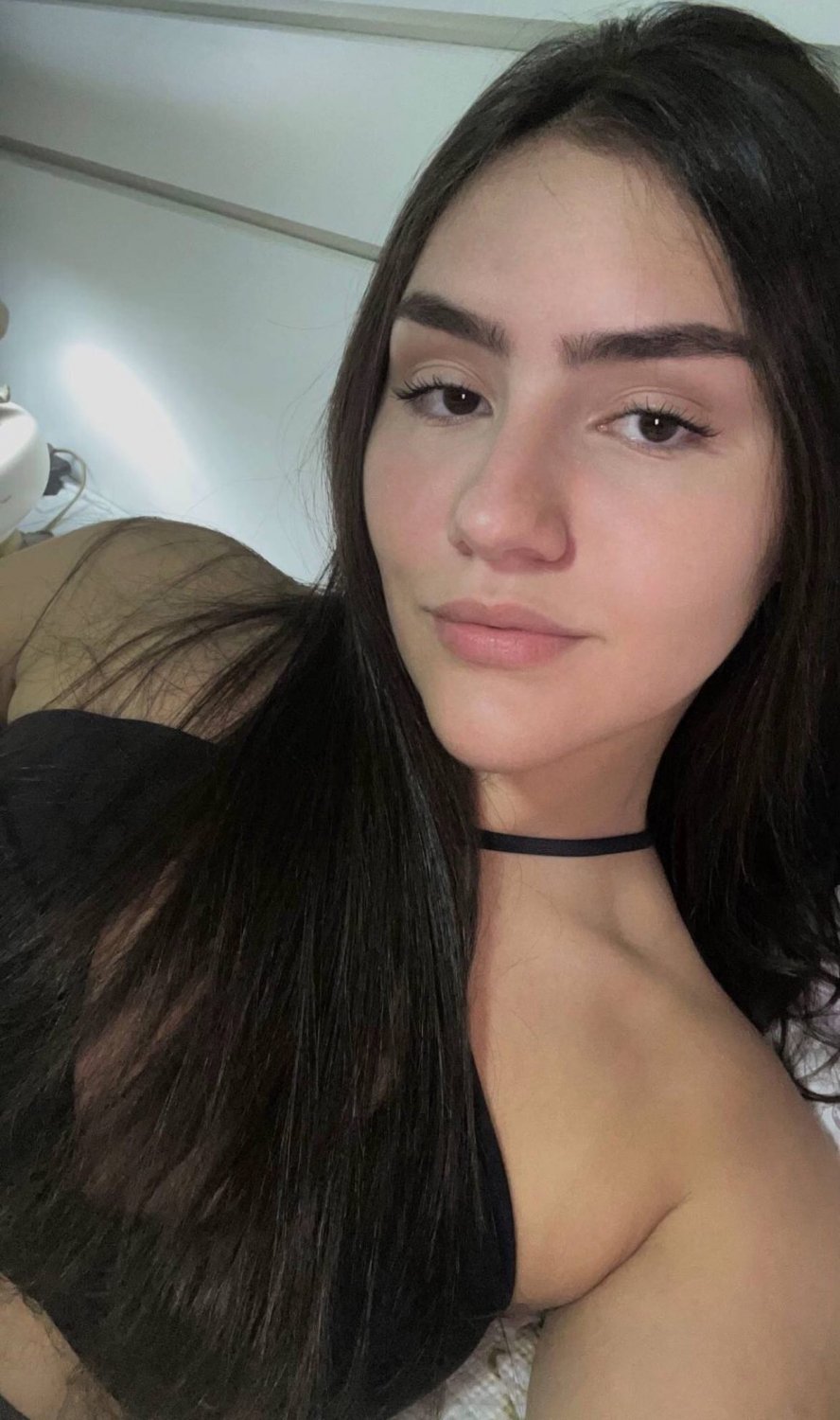 Sexy brunette girl #XmfNdqLL