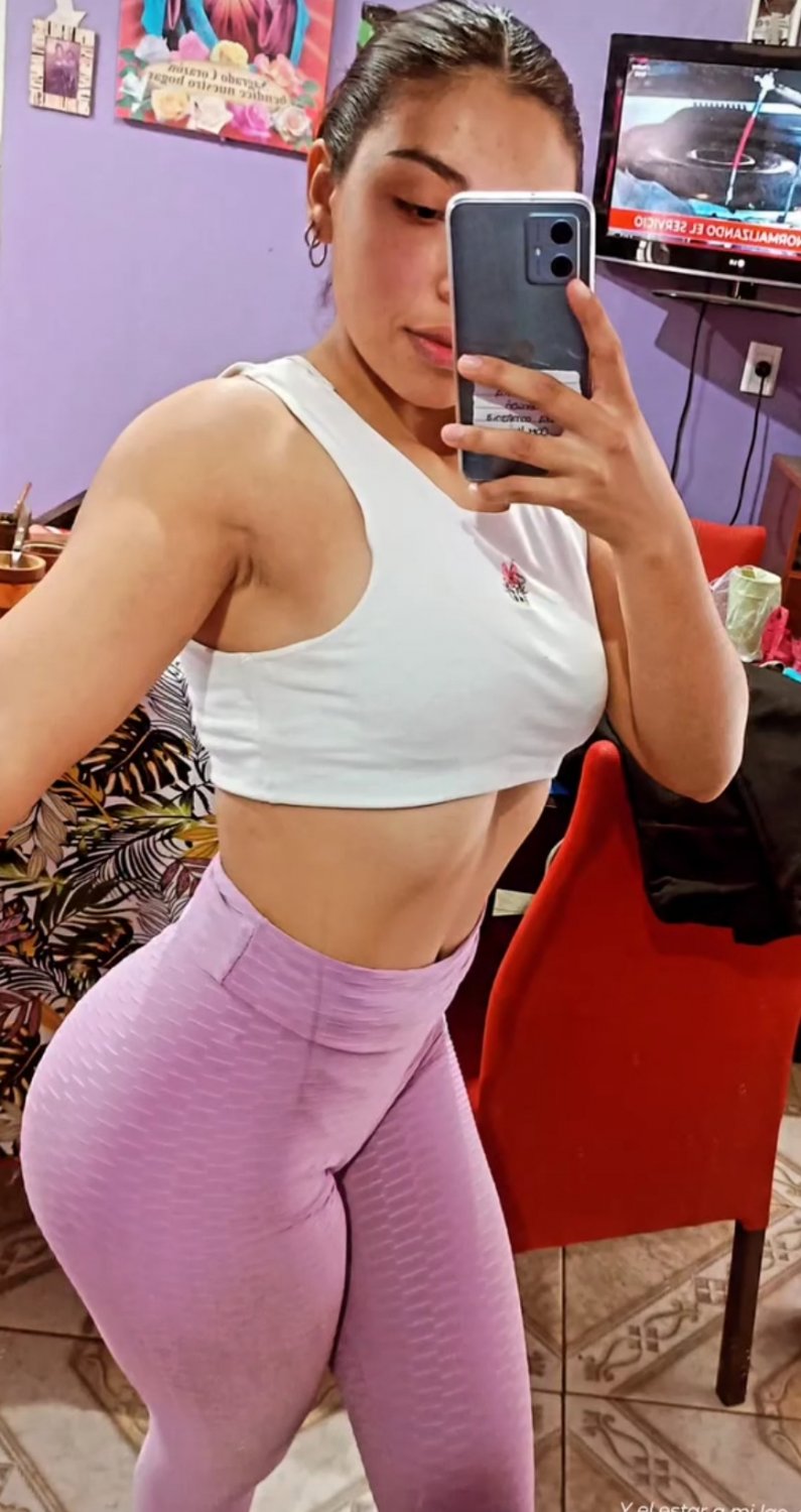 Pendeja argentina putita de Instagram culo de gym 5 #P3YbJO2T