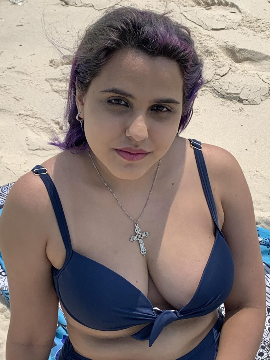 LOL Look at this Nerd #itIyAvY9